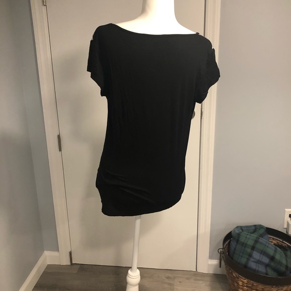 Black and white striped extended cap sleeve - Picture 2 of 6